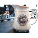 Pichet en gr�s beige