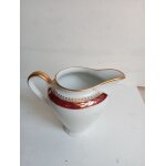 Pichet a lait en porcelaine hauteur 12 cm Pichet a lait en porcelaine hauteur 12 cm