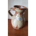 Pichet en vieux gr�s verniss�