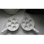 Plats cassolettes ou polons a escargots en porcelaine 6 trous . etat neuf quantit 2 plats