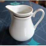 Pot a lait - crmier en porcelaine