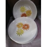 S�rie de 5 assiettes creuses ann�es 70 d�cor�es 3 fleurs