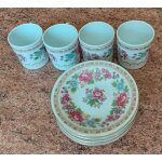 Service 4 tasses a caf� avec soucoupes motif fleurs