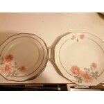 Service a g�teau vintage compos� d'un plat et 10 assiettes