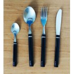 Service de table. couverts. 16 pieces. couteaux. fourchettes. cuilleres