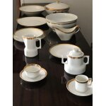 Service de table, vaisselle porcelaine de lourioux. six couverts. service a café. service a the de lourioux. ... Service de table, vaisselle porcelaine de lourioux. six couverts. service a café. service a the de lourioux. ...