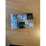 Set pour apéritif : 6 verrines carrées argentées, 6 verrines rondes transparentes avec 6 fourchettes ... Set pour apéritif : 6 verrines carrées argentées, 6 verrines rondes transparentes avec 6 fourchettes ...