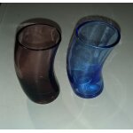 Shooters pench�s (coud�s) bull�s color�s vintage - 2 petits verres a digestif ann�es 60 / 70 - 7. 5x04cm ...
