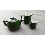Th�i�re 1 tasse + petits pots a lait