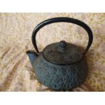 Th�i�re en fonte - 2 a 3 personnes - tbe