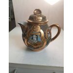 Theiere du japons en porcelaine anse recoll� hauteur 15 cm x 14 cm
