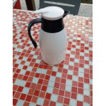 Thermos pichet a bec verseur blanc Thermos pichet a bec verseur blanc