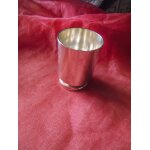 Timbale vintage ann�e 1985 en m�tal argent�. hauteur 7, 5cm diam�tre 5, 2cm poids 99 grammes