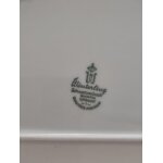 A vendre vaisselle porcelaine winterling bavaria 51 pices. 24 assiettes plate. 12 assiettes creuses. ...
