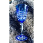 Verre a vin en cristal. cristal d'arques pavane bleu. haut 17. 5 cm. diamtre 7. 8 cm, 249g