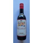 Vin haut - m�doc de 0, 187 l. , mis en bouteille pour l'uta, 11, 5 % vol.