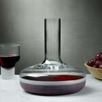Carafe � vin contour avec base sabl�e - nude glass