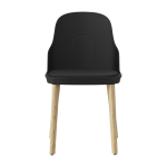 Chaise � l'assise en cuir noir et au pietement en ch�ne allez noir - normann copenhagen