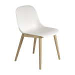 Chaise blanche pi�tement en ch�ne fiber - muuto