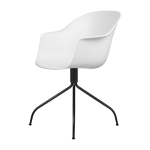 Chaise de bureau blanche base noir mate pivotante bat - gubi