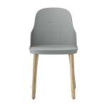 Chaise grise au pietement en ch�ne allez grey - normann copenhagen