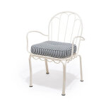 Chaise de jardin en m�tal blanc antique et coussin en tissu ray� bleu marine the al fresco - business ...