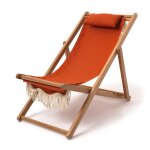 Chaise longue transat de jardin en bois et tissu orange the sling - business & pleasure