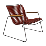 Chaise lounge en m�tal et plastique rouge avec accoudoirs en bambou click - houe