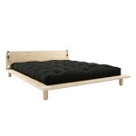 Lit en bois clair avec matelas noir et lampes de chevet 180x200cm peek double latex - karup design