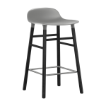 Tabouret de bar en bois noir et pp gris 65 cm form - normann copenhagen