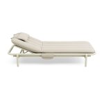 Transat en aluminium beige avec son matelas 212x97x39cm sunbud - fatboy