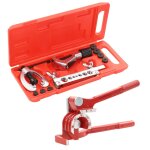 Bo�te a outils avec une pince a cintrer