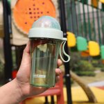 Bouteille d'eau de sport en plein air avec paille, tasse d'eau portable en plastique, dinkware, bouteille ...