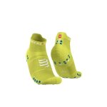 Chaussettes de course a pied compressport pro racing socks v4. 0 - jaune fluo - taille 35 / 38