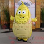 Costume de mascotte redbrokoly de raquette de tennis turquoise habill� avec une mini - jupe et des epingles ...