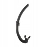 Entranement de natation de luxe avec tuba et mouvements de nage