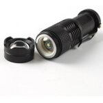 Mini lampe de poche tactique ultra lumineuse avec mise au point télescopique, torche etanche, batterie ... Mini lampe de poche tactique ultra lumineuse avec mise au point télescopique, torche etanche, batterie ...
