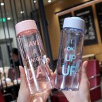 Poign�e portable 500ml, echelle simple, sport d'�t�, cyclisme camping, facile espace sant� bouteille ...