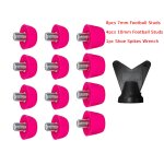 Pointes de chaussure de football coordonnantes, chaussures de football de gazon, sol optimiste, stable, ... Pointes de chaussure de football coordonnantes, chaussures de football de gazon, sol optimiste, stable, ...