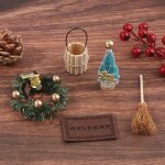 1 lot d'accessoires pour maison de poupée 1 / 12, balai, couronne d'arbre de noël, couronne, tapis, seau, ... 1 lot d'accessoires pour maison de poupée 1 / 12, balai, couronne d'arbre de noël, couronne, tapis, seau, ...