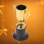 10 pièces de gobelets dorés pour bébés, accessoires educatifs pour le sport et les récompenses pour enfants ... 10 pièces de gobelets dorés pour bébés, accessoires educatifs pour le sport et les récompenses pour enfants ...