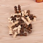 32 pièces de haute qualité drôle en bois pièce d'échecs grille internationale dames jeu d'échecs divertissemen ... 32 pièces de haute qualité drôle en bois pièce d'échecs grille internationale dames jeu d'échecs divertissemen ...