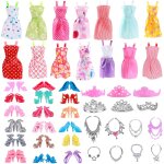 32 vêtements de poupée barbie, 10 habits 10 paires chaussures 6 colliers 6 couronnes style aléatoire ... 32 vêtements de poupée barbie, 10 habits 10 paires chaussures 6 colliers 6 couronnes style aléatoire ...