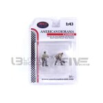 American diorama 1 / 43 43002 figurines mechanic crew 4x4 camel trophy set 2 diecast modelcar - american ...