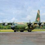 Avion de transport hercules amricain c - 130, carte 3d en papier, ensemble de construction de modles ...