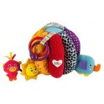 Balle a tresors en tissu peluche avec activites d'eveil : hochet, papier froisse, pouet, animaux, anneau ...