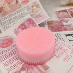 Biscuit rose spongieux, biscuit anti - stress jouet, jouet de simulation de sandwich pincé Biscuit rose spongieux, biscuit anti - stress jouet, jouet de simulation de sandwich pincé