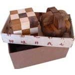 Bote a cadeaux casse - tte en bois massif verni