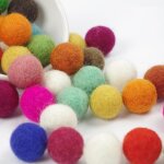 Boules en feutre de laine de couleurs m�lang�es, 100 pi�ces, guirlande de pompons a faire soi - m�me, ...