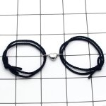 Bracelet magnétique pour couple - cadeau d'anniversaire réglable - fait a la main - cordon tressé en ... Bracelet magnétique pour couple - cadeau d'anniversaire réglable - fait a la main - cordon tressé en ...
